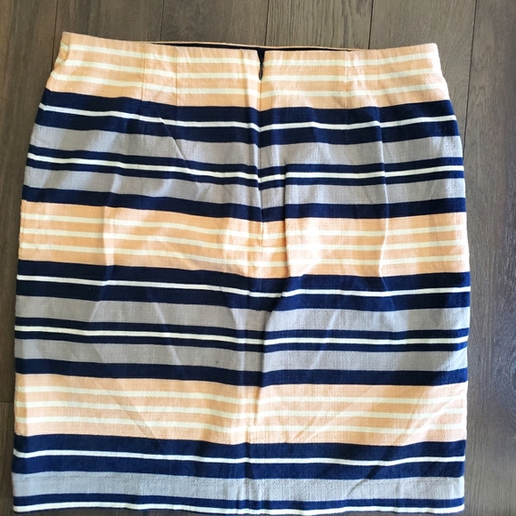 ๐๐ Ann Taylor Pink, Blue and Gray Striped Suit Skirt Size 14 ๐๐ - Picture 2 of 5